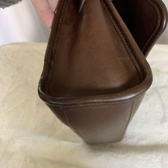 Vintage Coach Court Bag 9870 Dark Mahogany Brown Leather Crossbody Glove Tanned - Picture 11 of 16